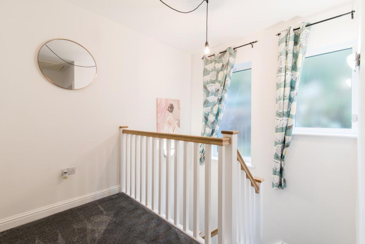 Immaculate 3 Bed House - Stunning Balcony Views Apartment Matlock  Exterior foto